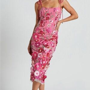 jiraye midi dress We can't decide! Which colour Jiraye Midi Dress is your favourite?   #showpo